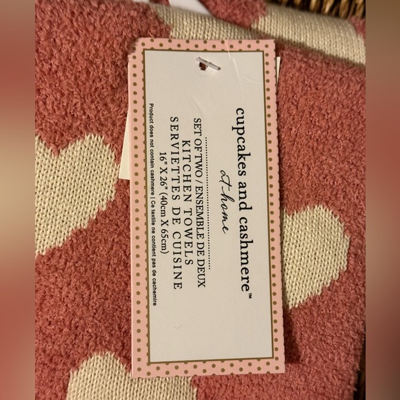 Cupcakes and Cashmere soft kitchen towels - Picture 4 of 5